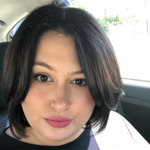 Meet your Posher, Dominica - Picture 1 of 1